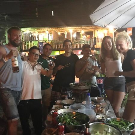 Tiger House Hostel (Adults Only) เชียงใหม่ ภายนอก รูปภาพ