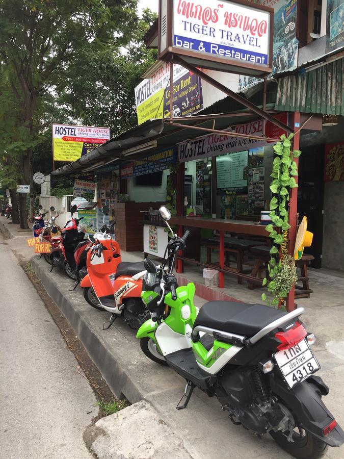 Tiger House Hostel (Adults Only) เชียงใหม่ ภายนอก รูปภาพ