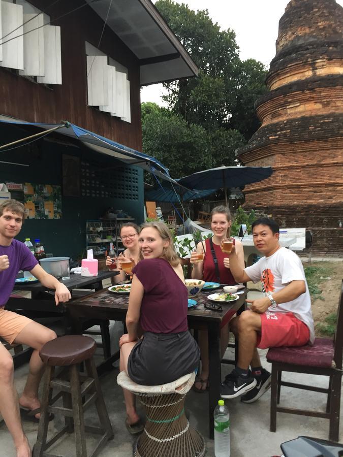 Tiger House Hostel (Adults Only) เชียงใหม่ ภายนอก รูปภาพ