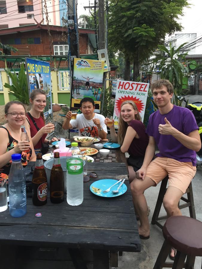 Tiger House Hostel (Adults Only) เชียงใหม่ ภายนอก รูปภาพ