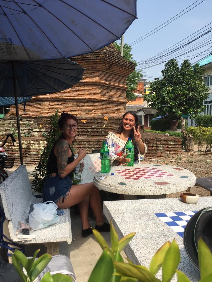 Tiger House Hostel (Adults Only) เชียงใหม่ ภายนอก รูปภาพ