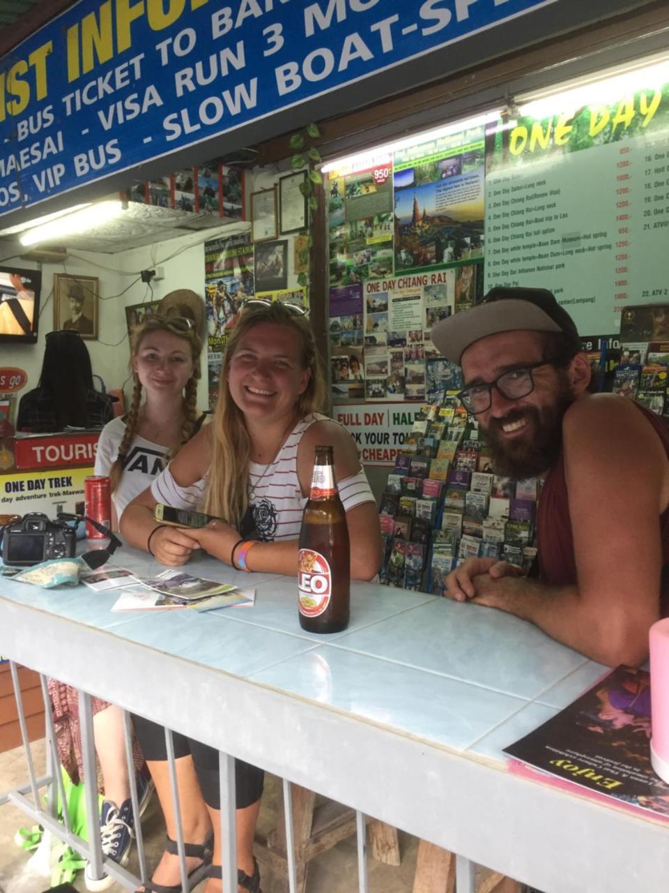 Tiger House Hostel (Adults Only) เชียงใหม่ ภายนอก รูปภาพ