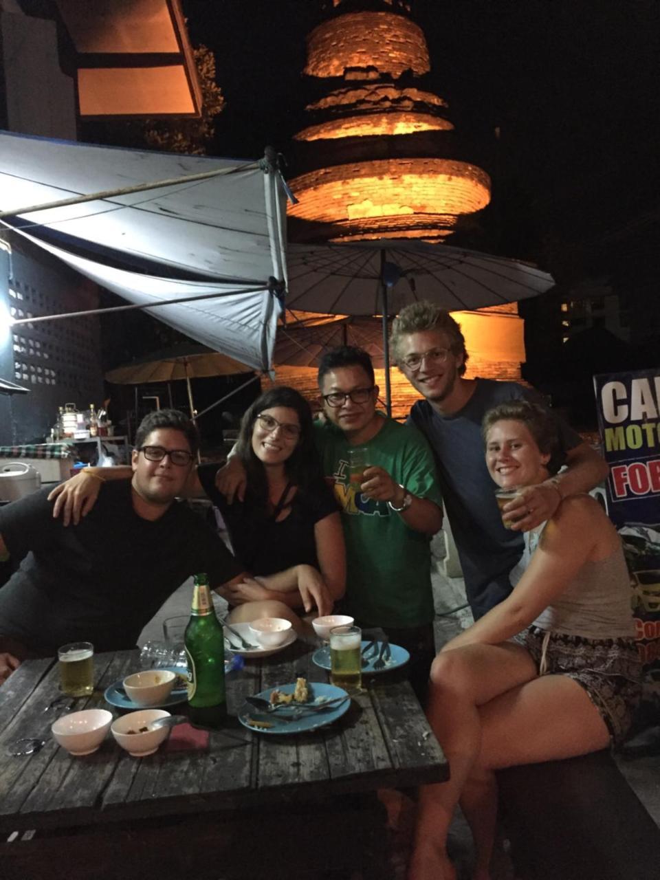 Tiger House Hostel (Adults Only) เชียงใหม่ ภายนอก รูปภาพ